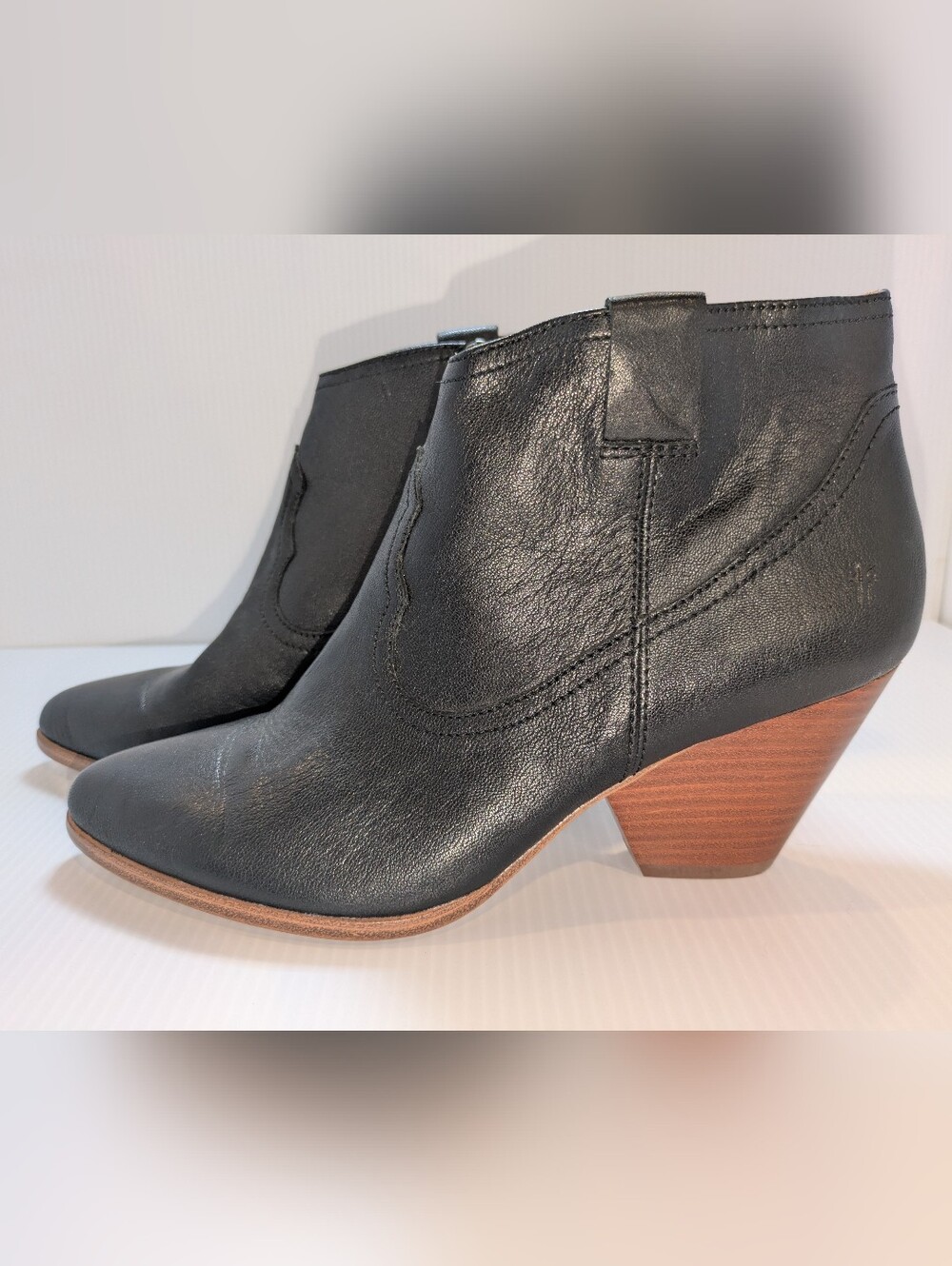 Frye Reina Shootie Black Leather Western Ankle Boots Pointed Toe Women 9.5